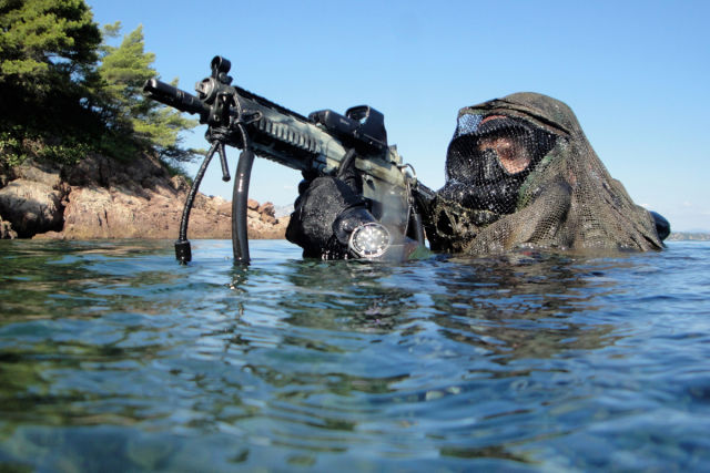 forces-speciales-monde (Commando Marine Françaises)